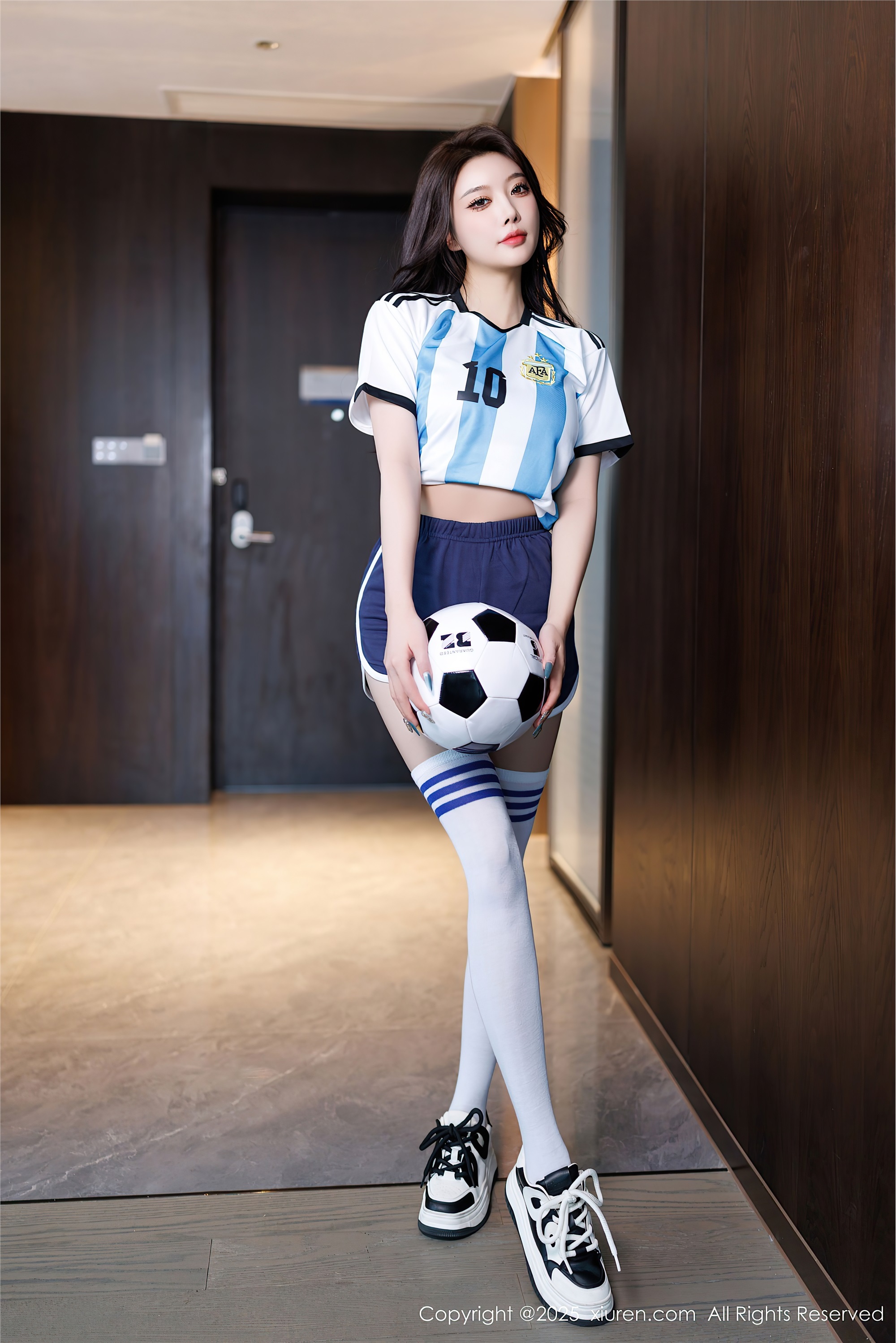 Xiuren秀人网 2025.01.03 NO.9706 杨晨晨Yome